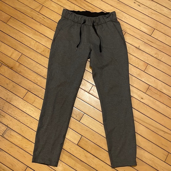 lululemon athletica Pants - Lululemon joggers